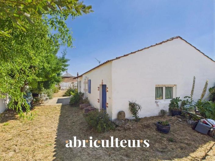 Image No.16-5 Bed House for sale