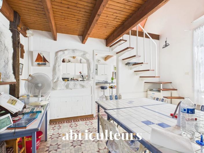 Image No.4-5 Bed House for sale