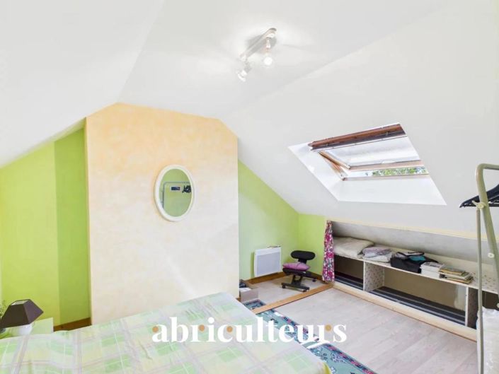 Image No.10-4 Bed House for sale