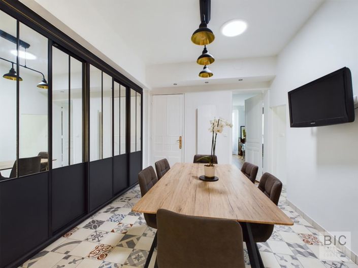 Image No.10-6 Bed House for sale