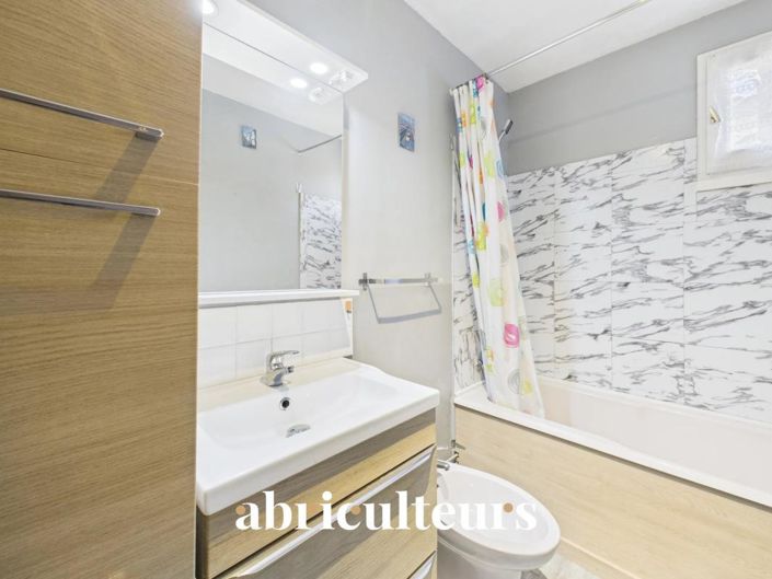 Image No.12-Maison de 4 chambres à vendre à Bouches-du-Rhône