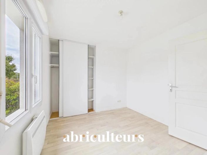 Image No.7-3 Bed House for sale