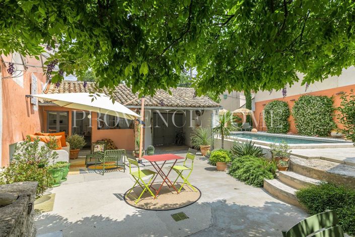 Image No.2-4 Bed House for sale