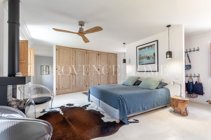 Image No.8-4 Bed House for sale