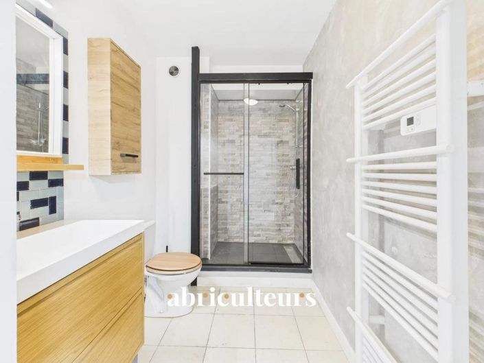 Image No.10-1 Bed Apartment for sale