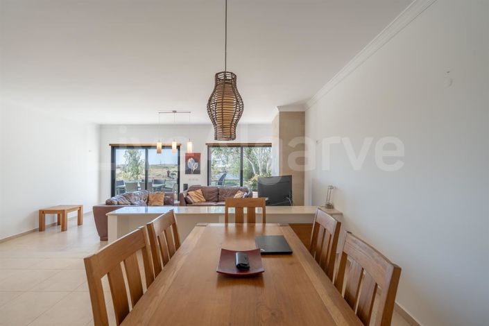 Image No.13-4 Bed House for sale