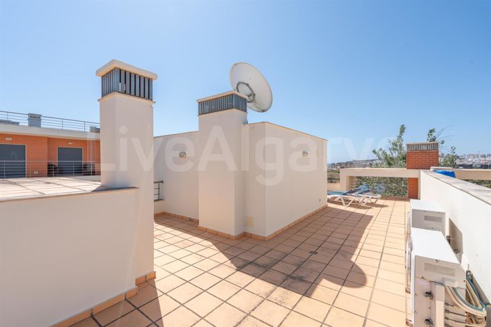 Image No.43-4 Bed House for sale