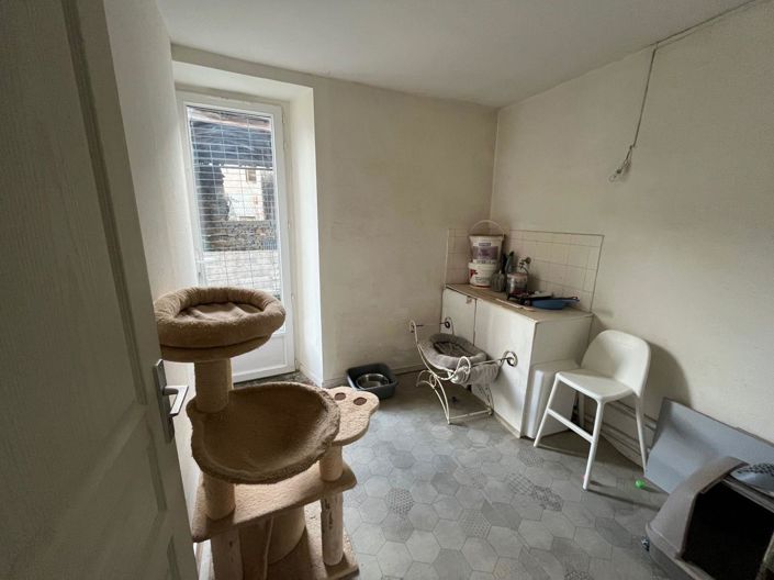 Image No.20-4 Bed House for sale