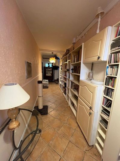 Image No.8-4 Bed House for sale