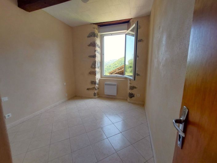 Image No.15-4 Bed House for sale