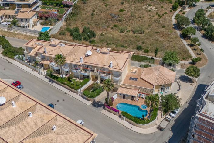 Image No.35-3 Bed House for sale