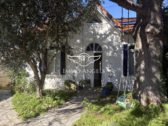 Image No.3-4 Bed House for sale