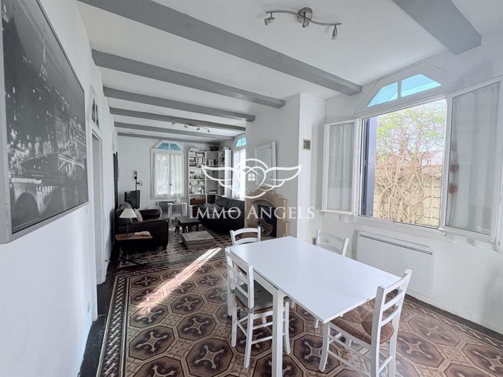 Image No.8-4 Bed House for sale