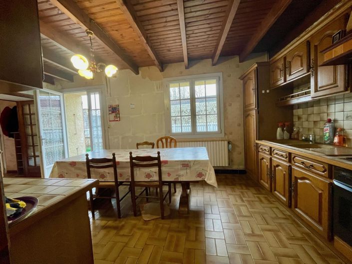 Image No.11-2 Bed House for sale