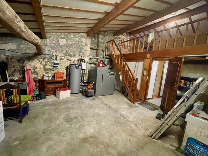 Image No.20-2 Bed House for sale