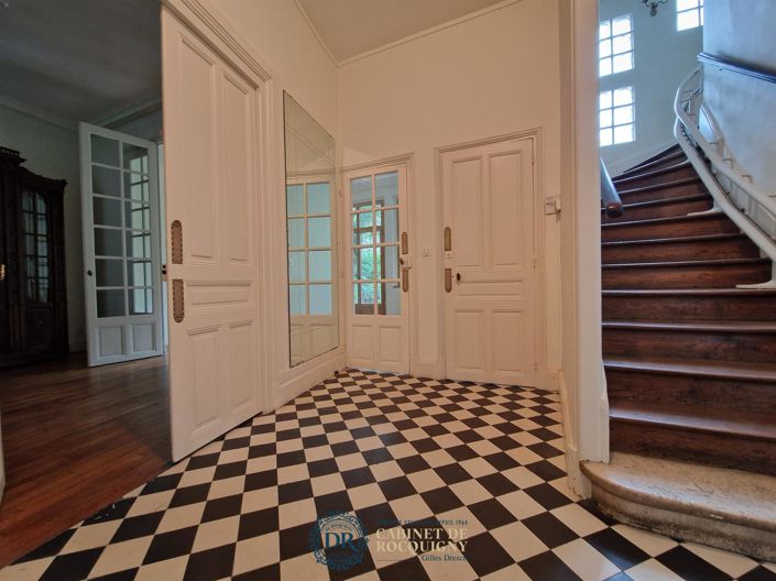 Image No.10-7 Bed House for sale