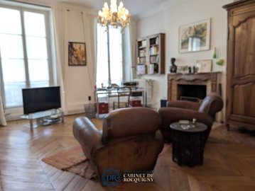 1 - Orléans, Maison