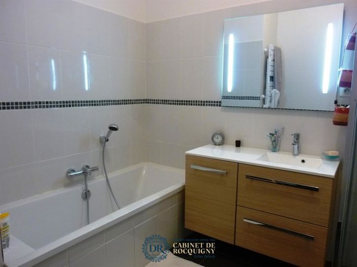 Image No.10-3 Bed Apartment for sale