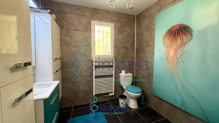 Image No.12-4 Bed House for sale