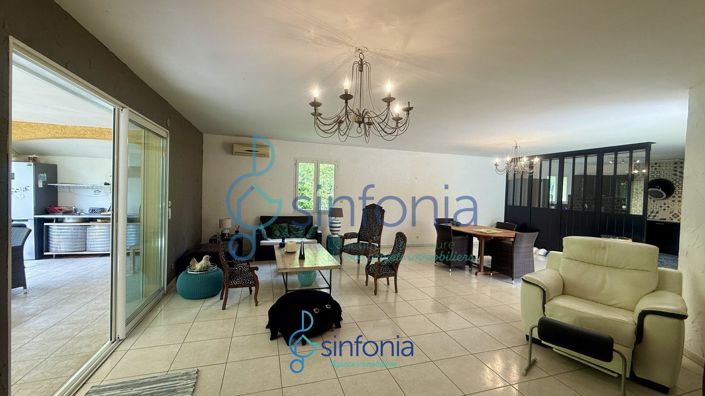 Image No.7-4 Bed House for sale