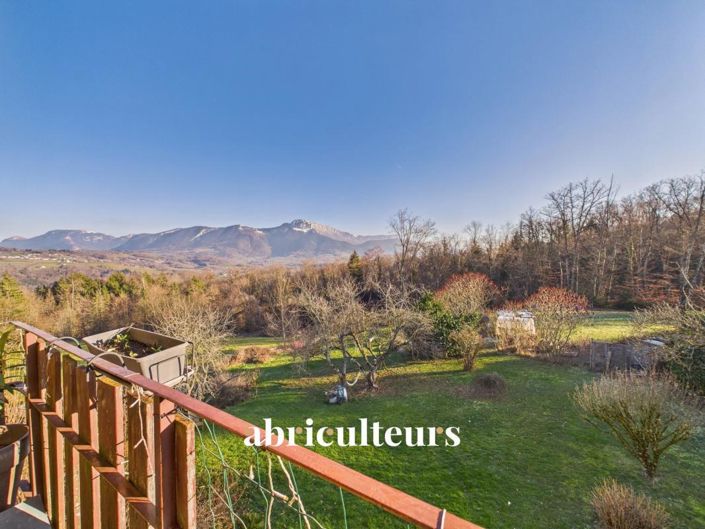 Image No.9-8 Bed House for sale