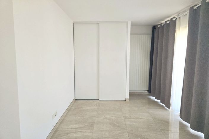 Image No.16-Appartement de 1 chambre à vendre à Mandelieu-la-Napoule