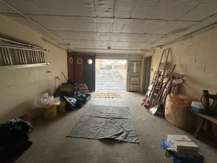 Image No.16-2 Bed House for sale