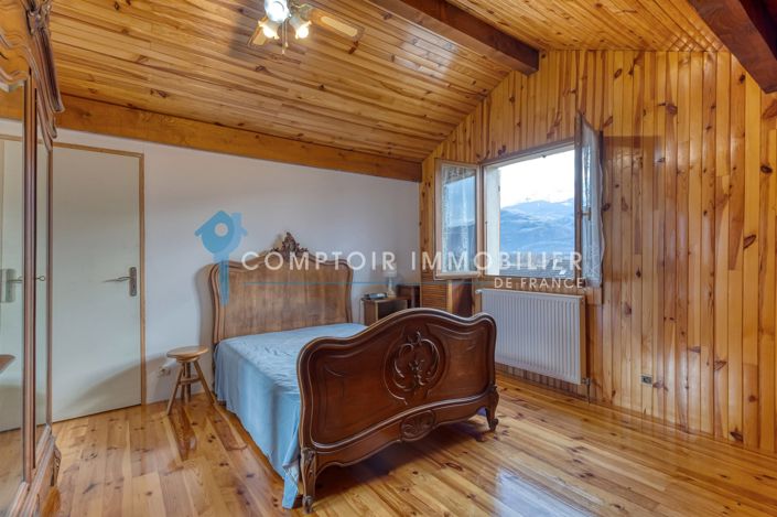 Image No.11-4 Bed House for sale