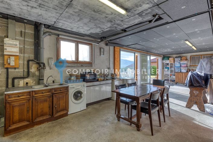 Image No.4-4 Bed House for sale