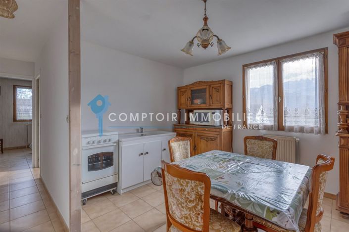 Image No.7-4 Bed House for sale