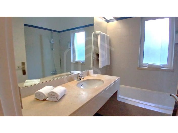 Image No.15-2 Bed House for sale