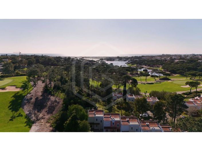 Image No.30-2 Bed House for sale