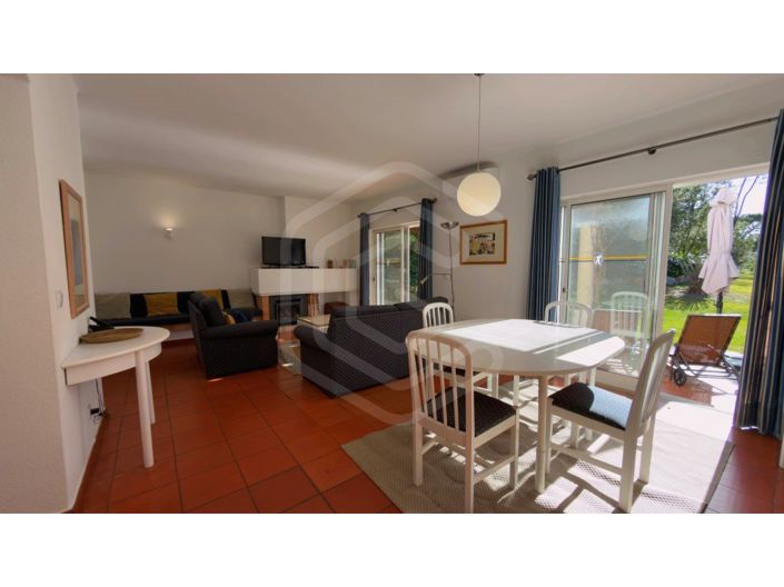 Image No.8-2 Bed House for sale