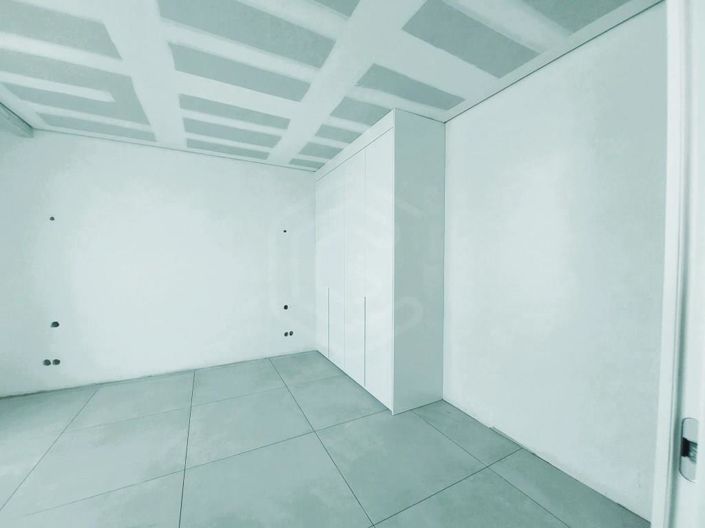 Image No.23-3 Bed Apartment for sale