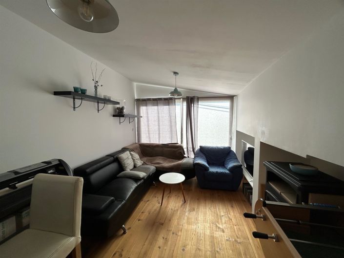 Image No.11-5 Bed House for sale