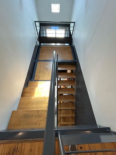 Image No.3-5 Bed House for sale