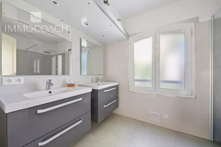 Image No.16-3 Bed House for sale