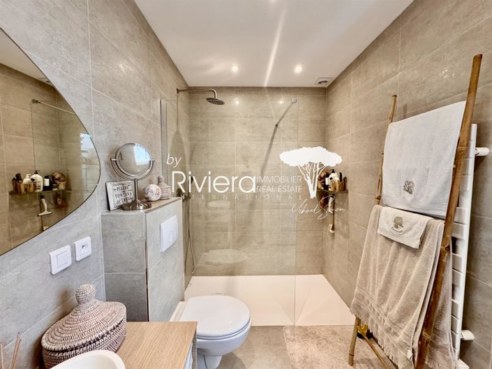 Image No.19-2 Bed Apartment for sale