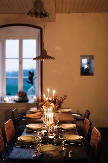 Image No.10-5 Bed Property for sale