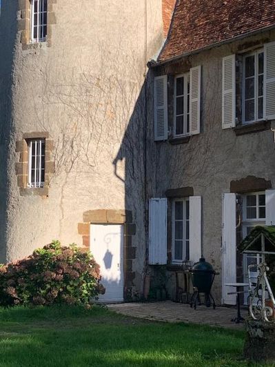 Image No.5-5 Bed Property for sale