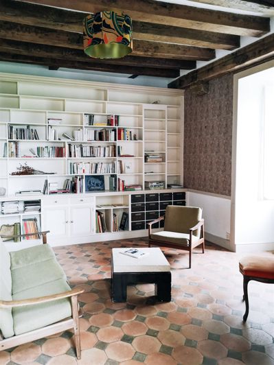 Image No.9-5 Bed Property for sale