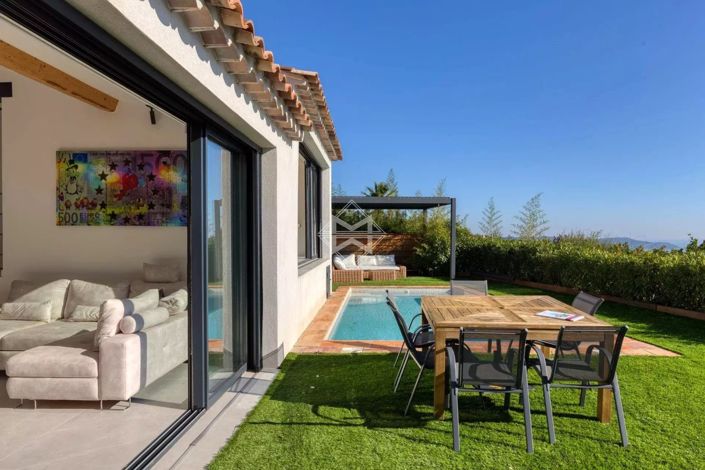 Image No.3-3 Bed House for sale