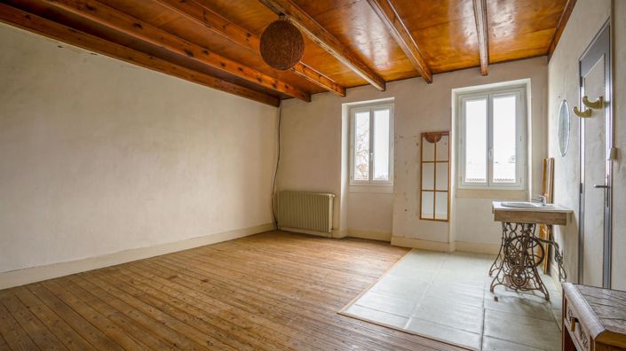 Image No.12-3 Bed House for sale