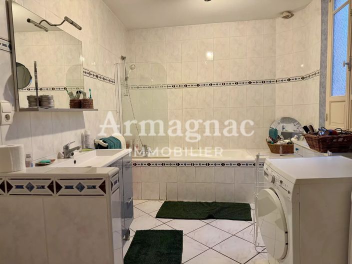 Image No.11-4 Bed House for sale