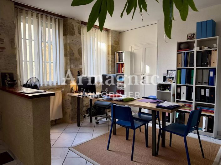 Image No.2-4 Bed House for sale