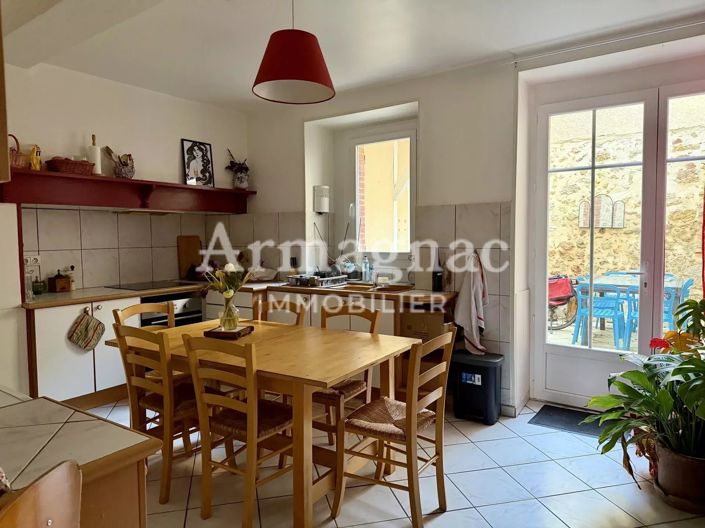 Image No.4-4 Bed House for sale