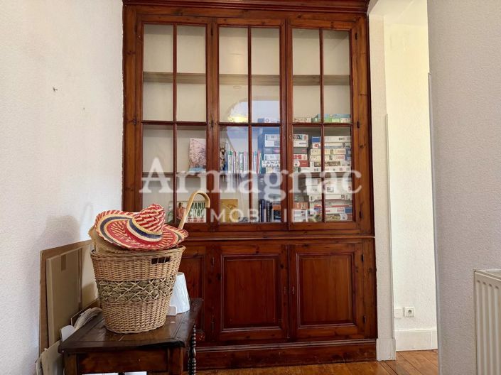 Image No.7-4 Bed House for sale