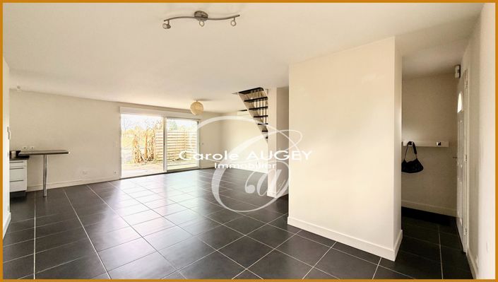 Image No.12-4 Bed House for sale