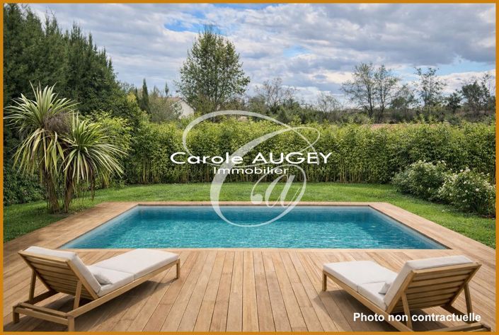 Image No.2-4 Bed House for sale