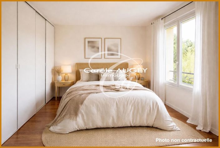 Image No.21-4 Bed House for sale